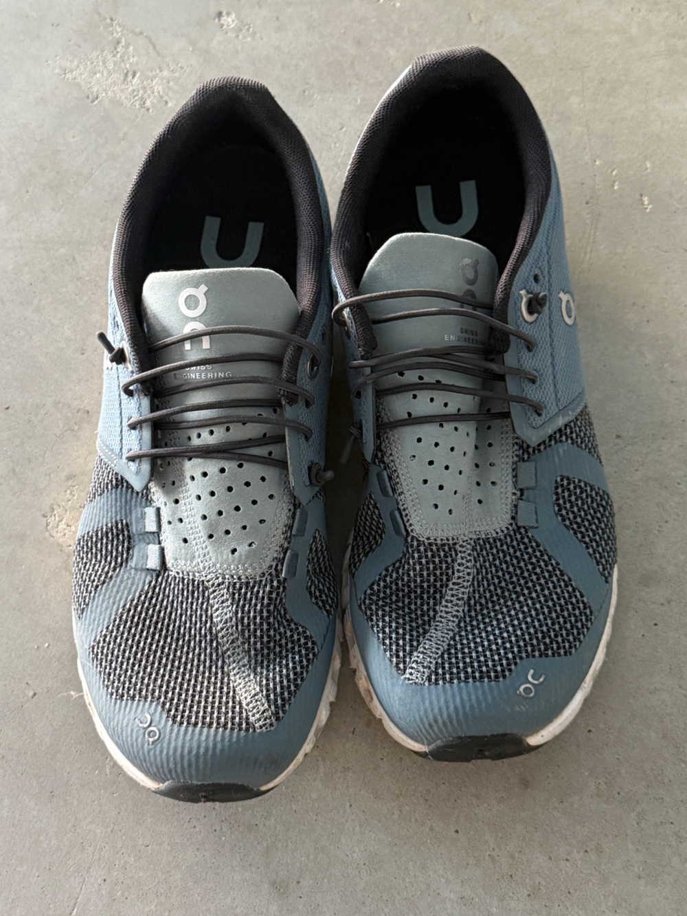 On Running Women’s Slate Blue and Gray Athletic Shoes